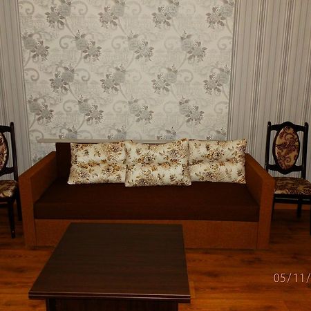 Apartment On Mykoly Ovodova Street Vinnycja Esterno foto
